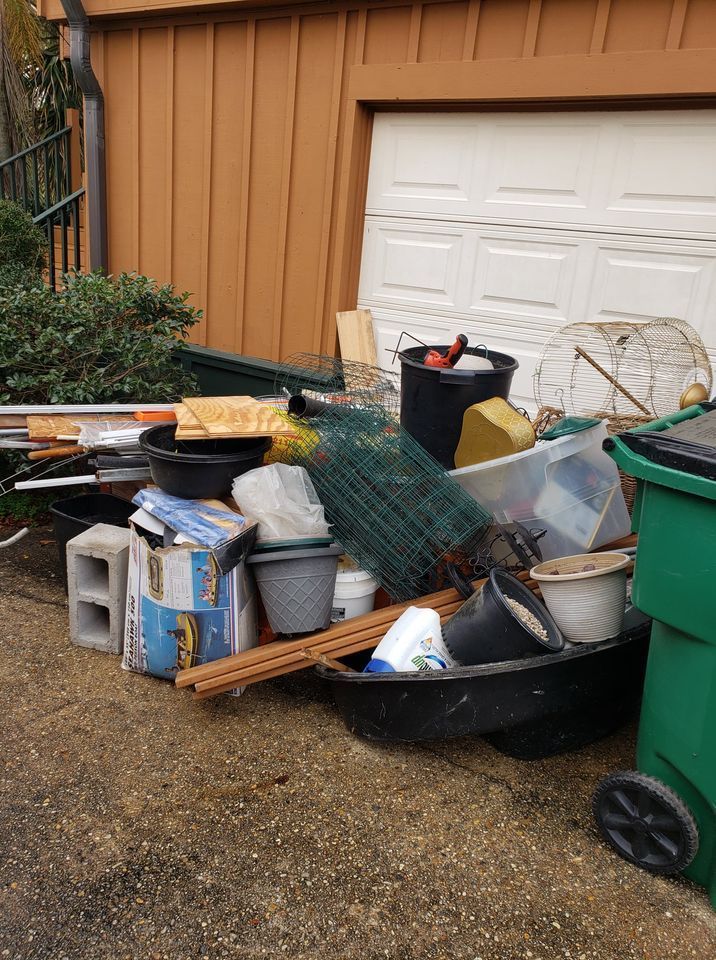 Residential Junk Removal Service In Seattle