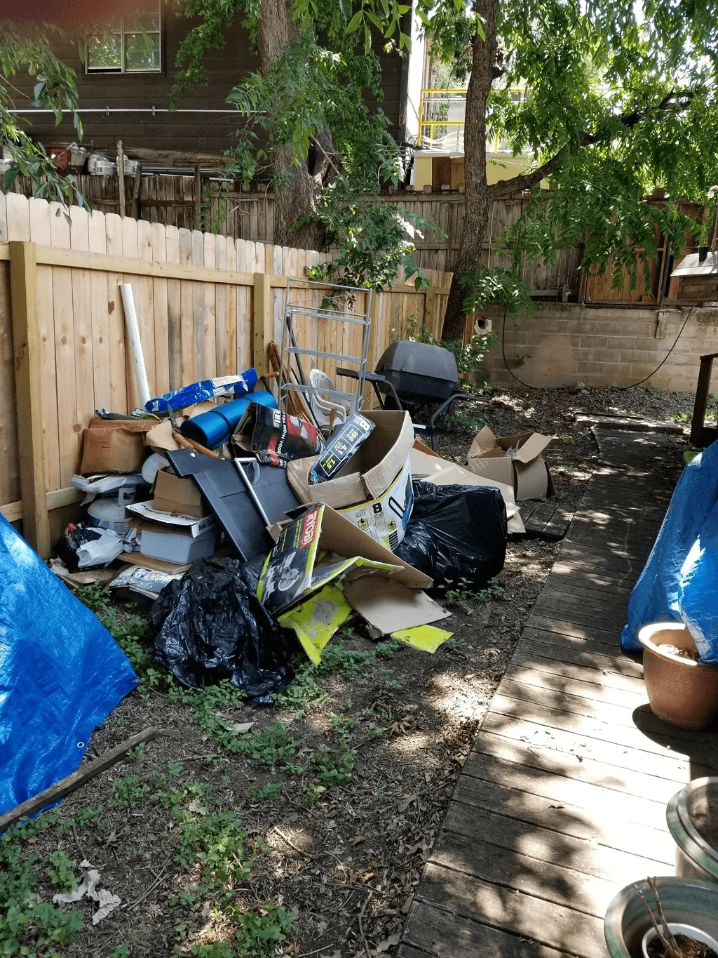 Junk Removal Property Cleanup for Property Management In West Seattle